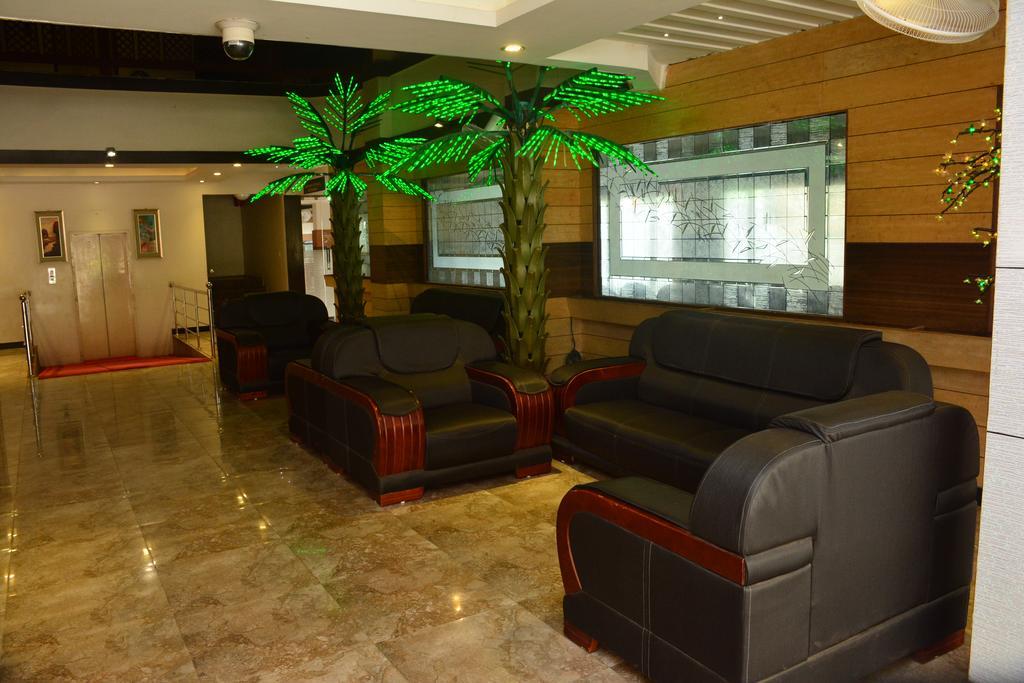 Hotel Pams Mayiladuthurai Exterior foto