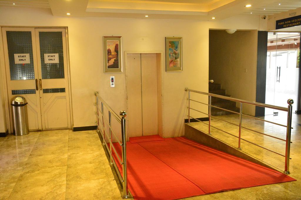 Hotel Pams Mayiladuthurai Exterior foto