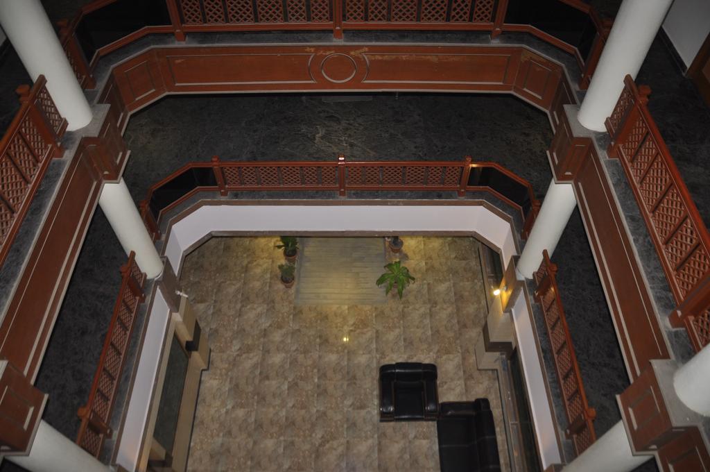 Hotel Pams Mayiladuthurai Exterior foto