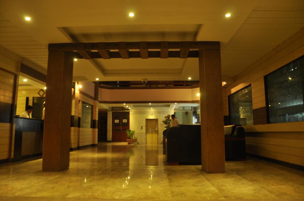Hotel Pams Mayiladuthurai Exterior foto