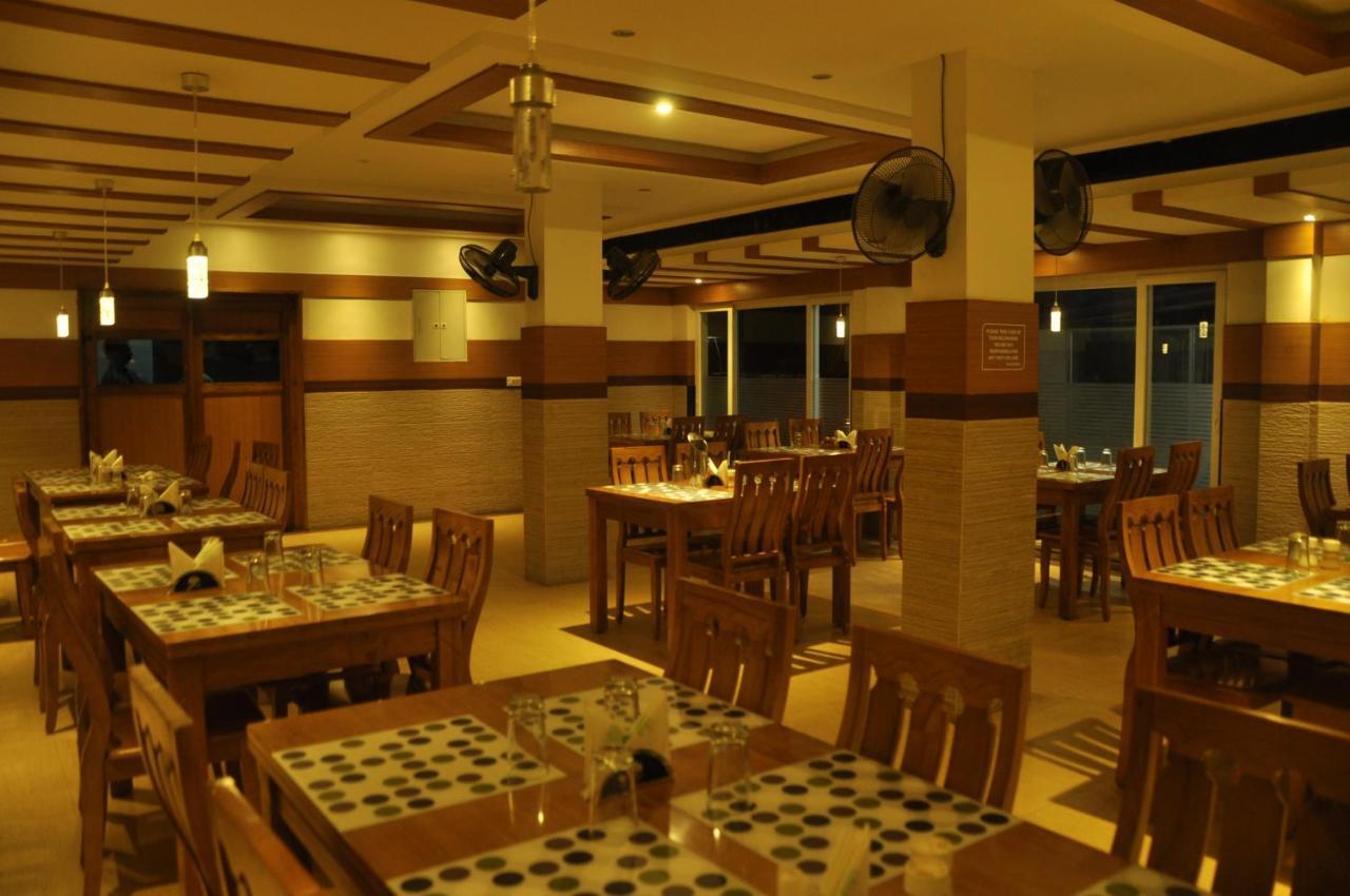 Hotel Pams Mayiladuthurai Exterior foto