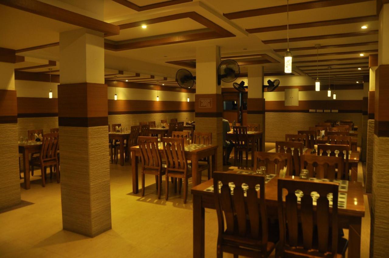 Hotel Pams Mayiladuthurai Exterior foto